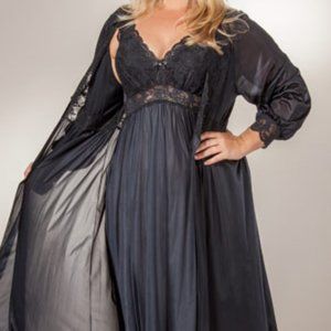 Plus Size Peignoir Set to Buy